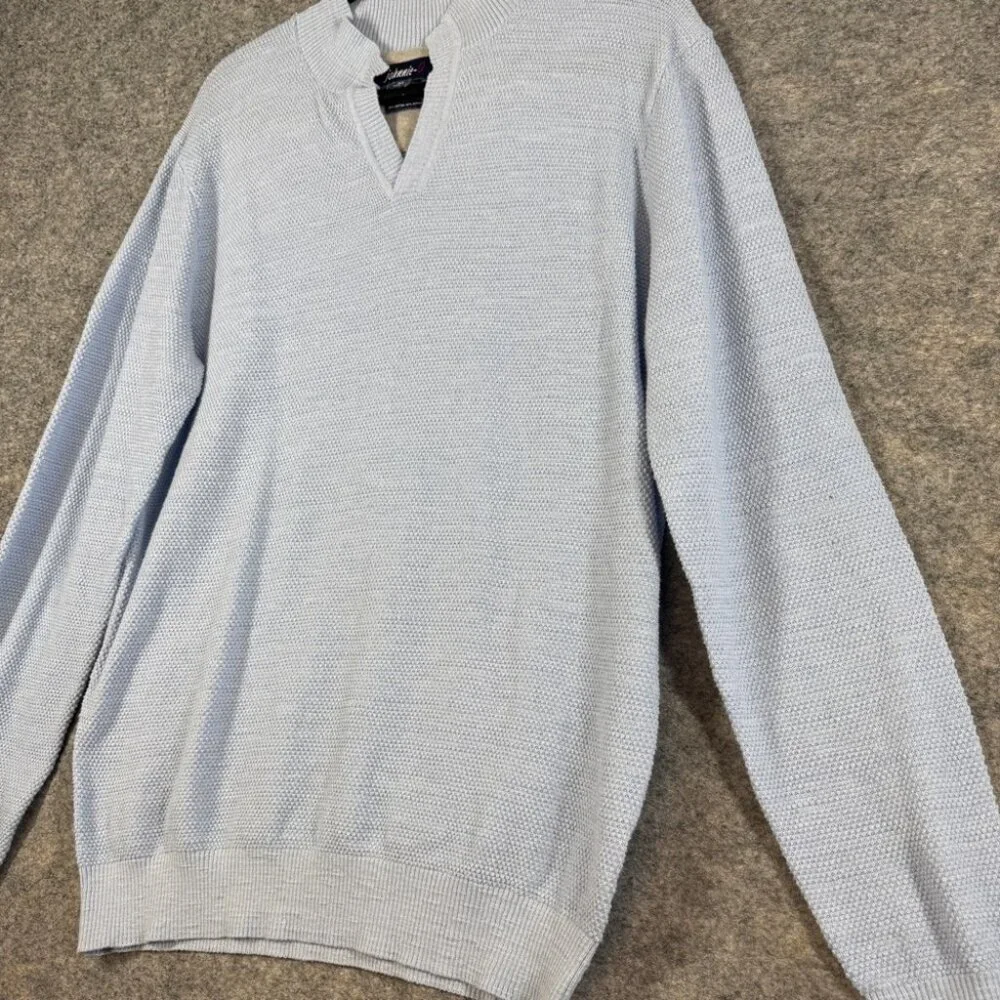Johnnie-O Light Light Blue Cotton Knit Men's Sweater Size M Casual Golf Pullover